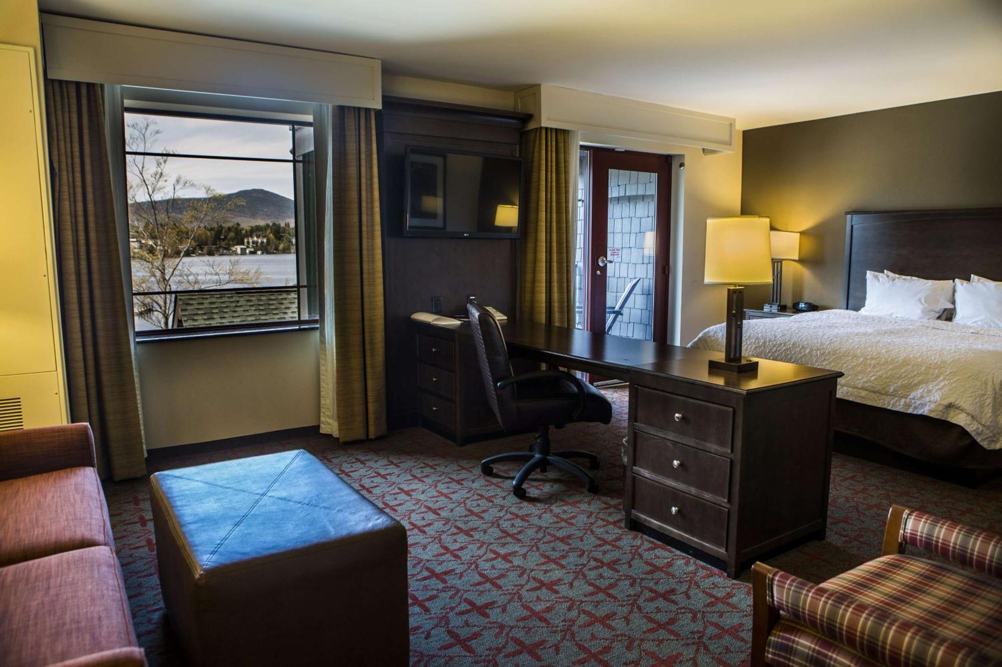 Hampton Inn & Suites Lake Placid Exterior photo